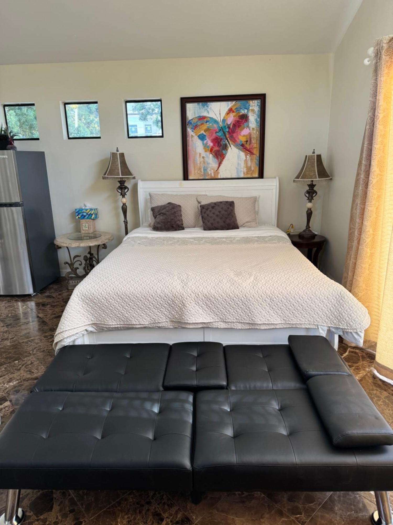 Large Luxury Studio With View In Santa Monica Eksteriør bilde